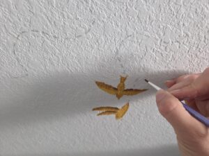 painting dotted lines