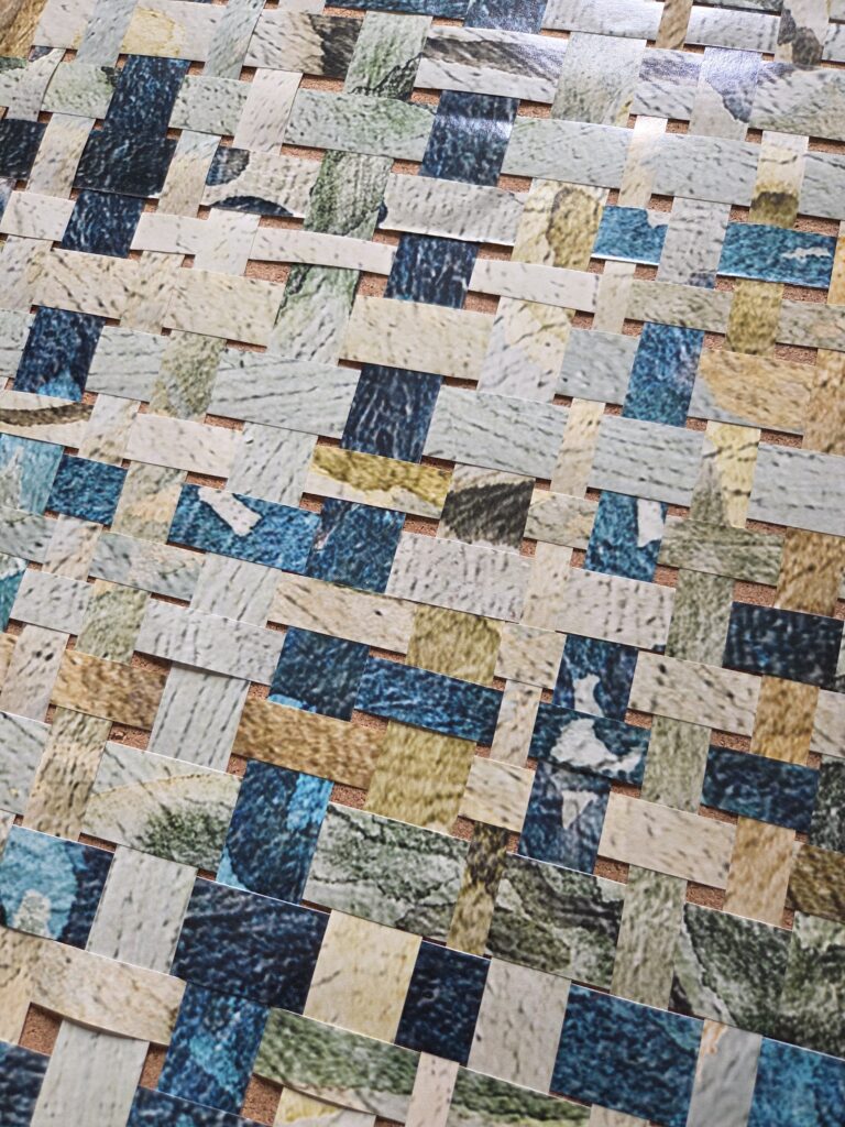 Paper Weave Art from Wallpaper Scraps: Easy DIY Tutorial wallpaper weave art