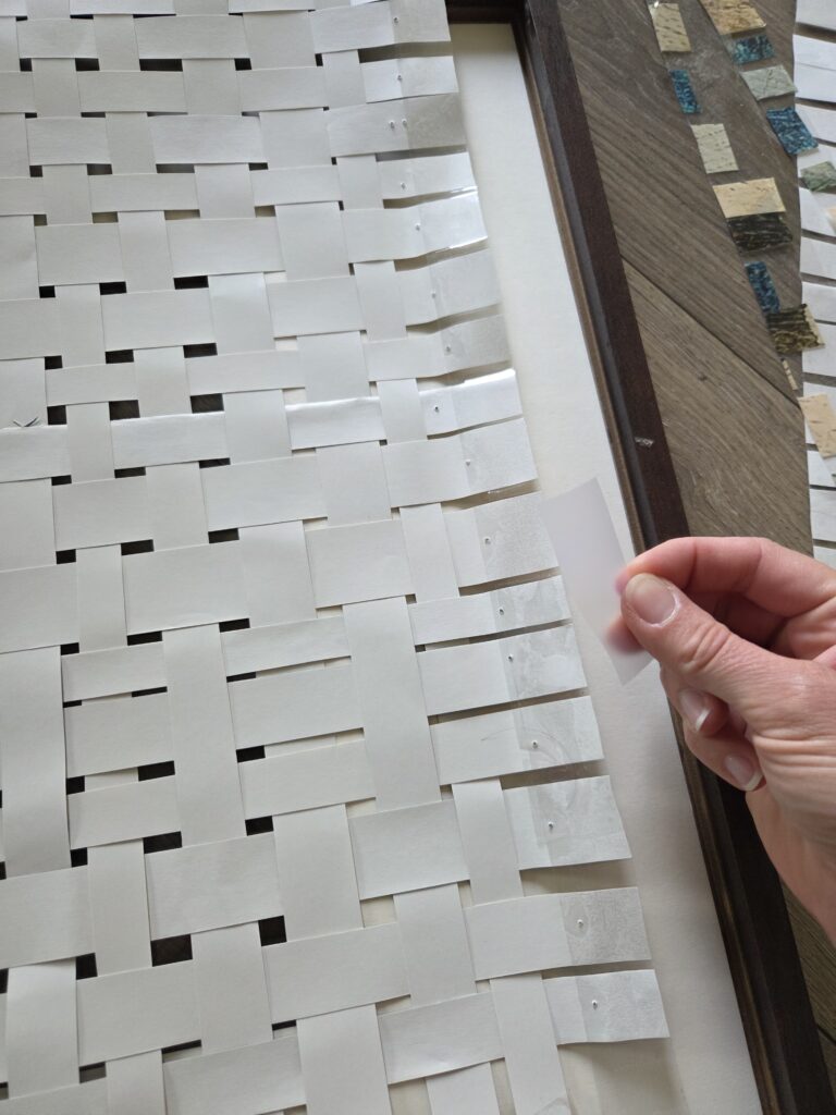 Paper Weave Art from Wallpaper Scraps: Easy DIY Tutorial 1000010931 (1)